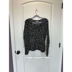Abercrombie & Fitch Black and White Open Knit Sweater Size Medium/Large